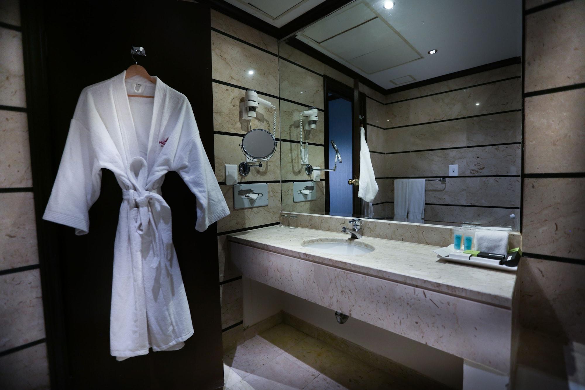 Hawthorn Suites By Wyndham Khobar Exterior foto