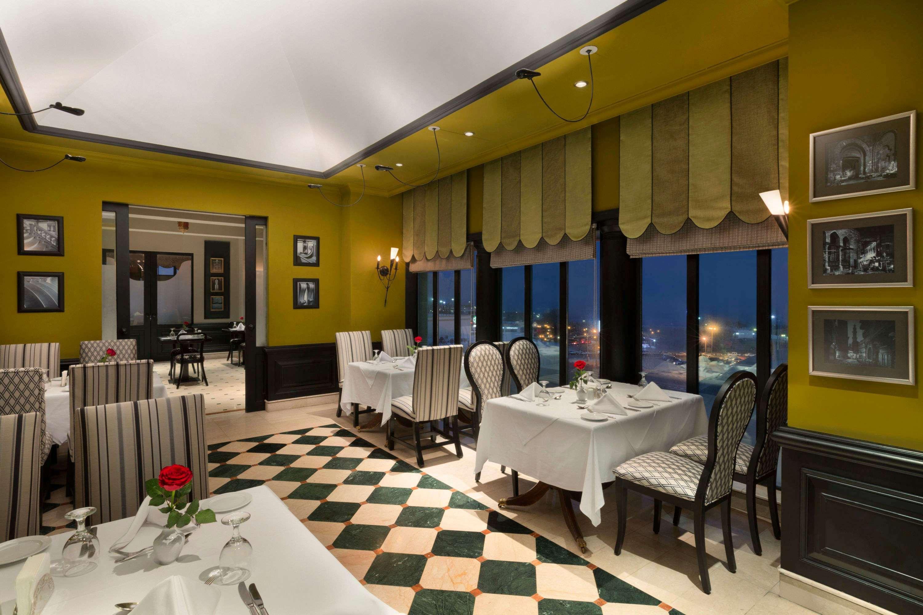 Hawthorn Suites By Wyndham Khobar Exterior foto