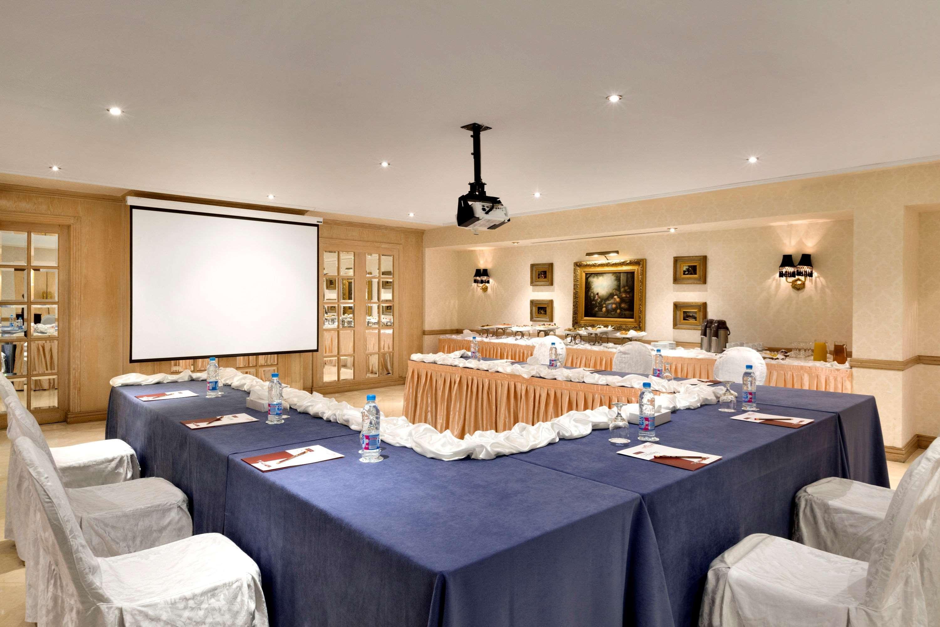 Hawthorn Suites By Wyndham Khobar Exterior foto